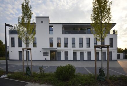 Außenansicht des Nephrologicum Heusenstamm-Seligenstadt